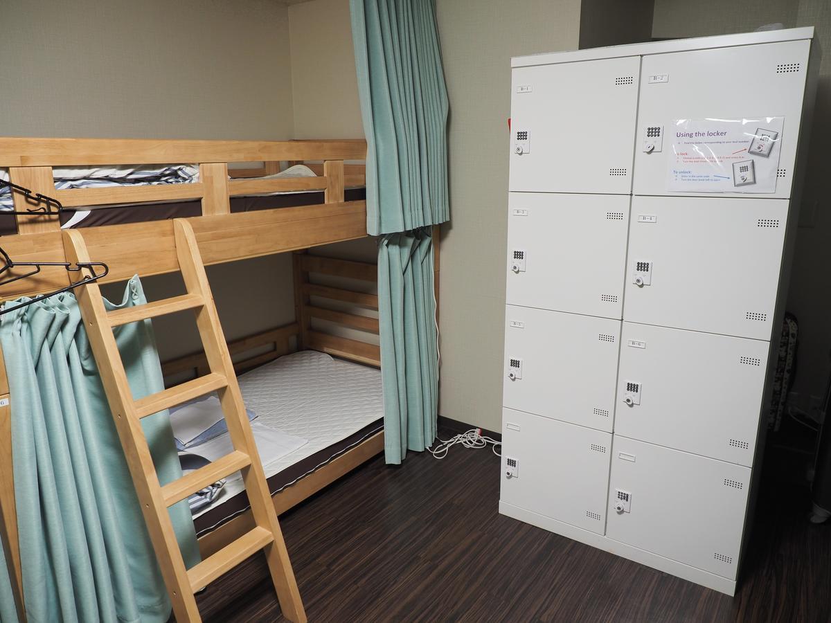 Yokohama Central Hostel Exterior photo